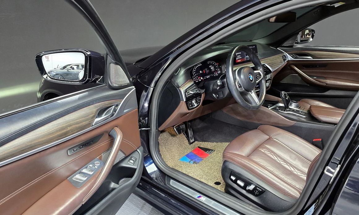 BMW 5-Series