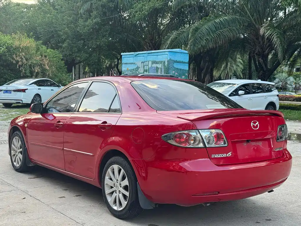 Mazda 6