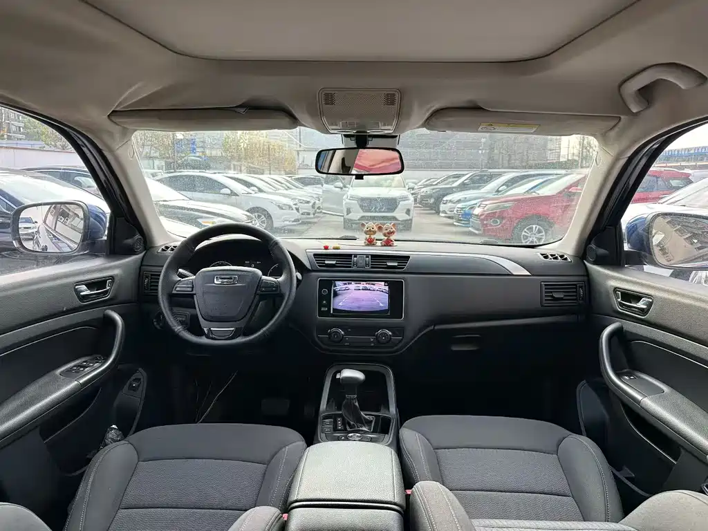 Qoros Qoros 5