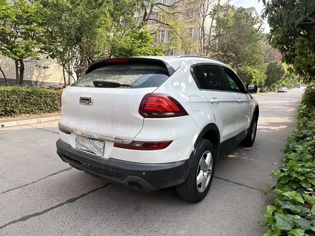 Qoros Qoros 5