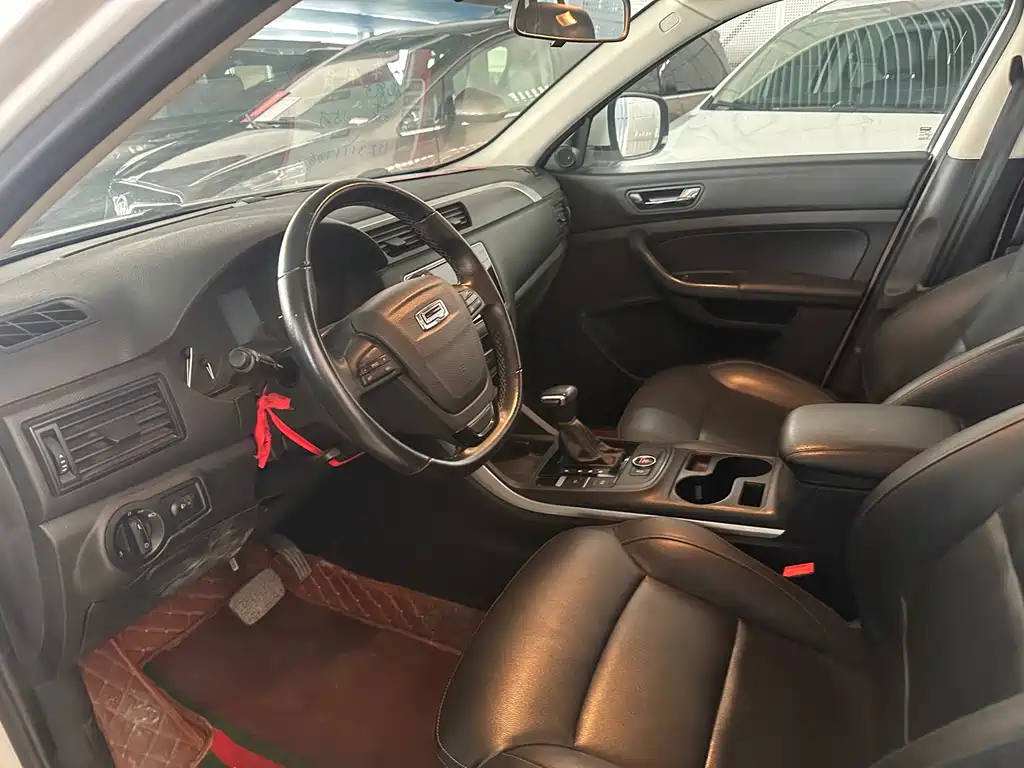 Qoros Qoros 5