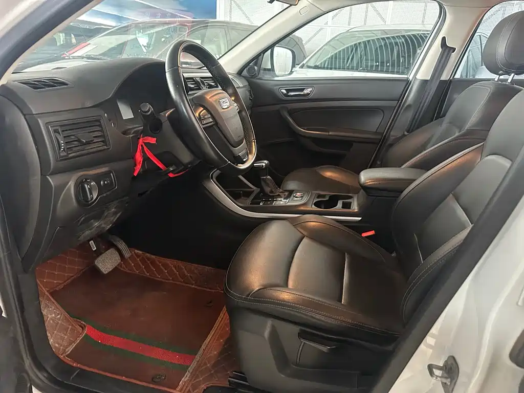 Qoros Qoros 5