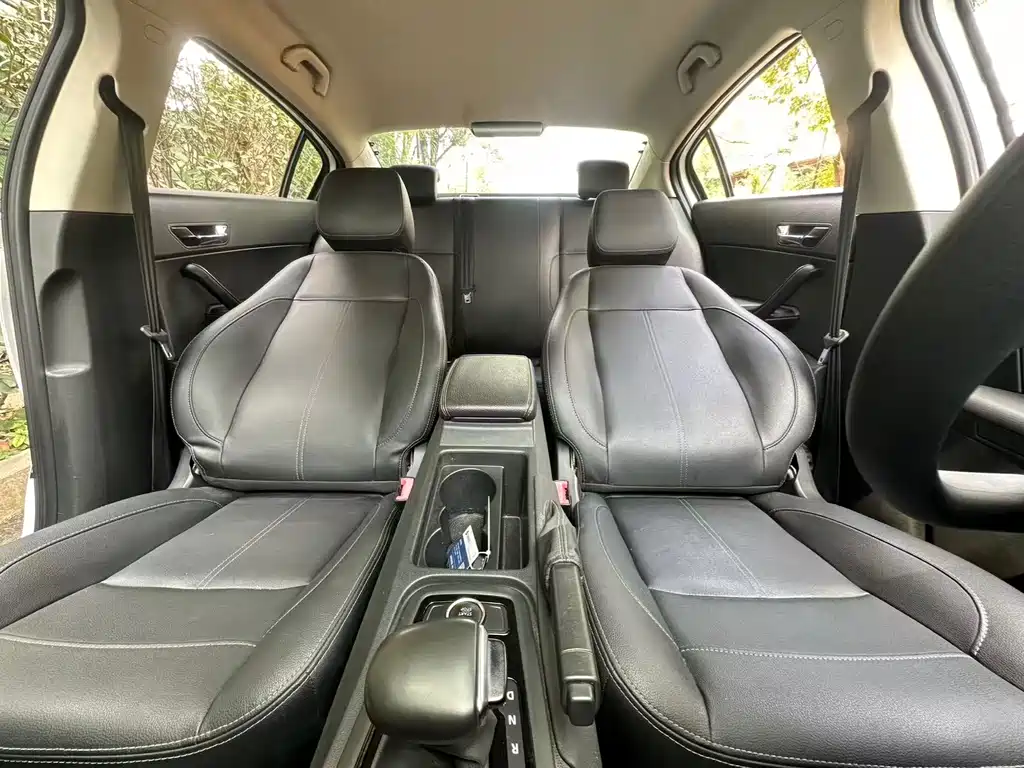 Qoros Qoros 3