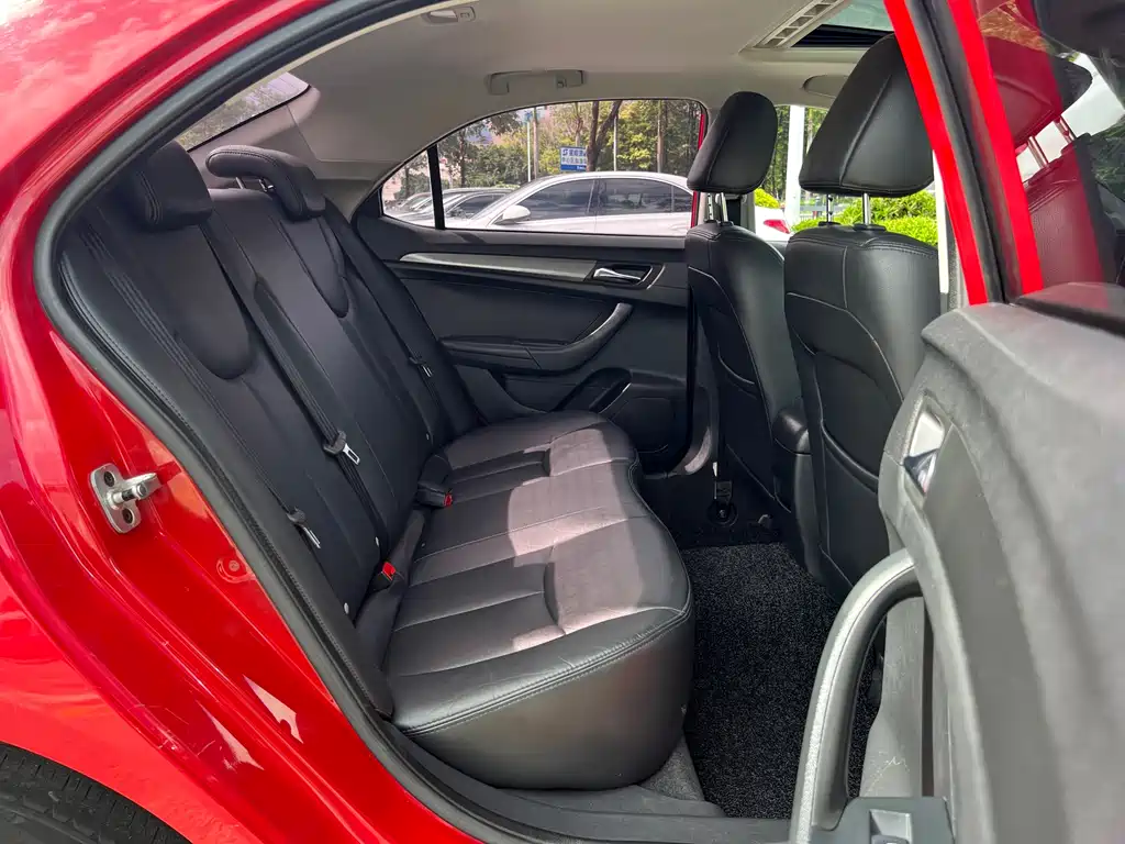 Roewe 360