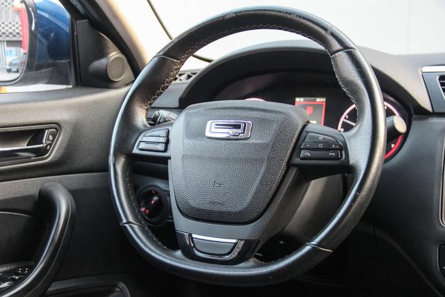 Qoros Qoros 5