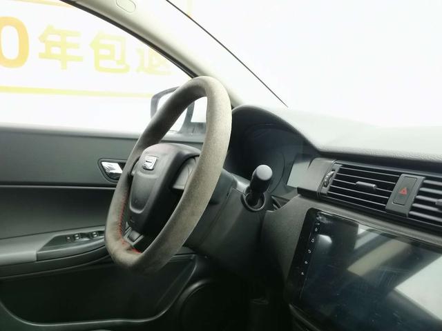 Qoros Qoros 3