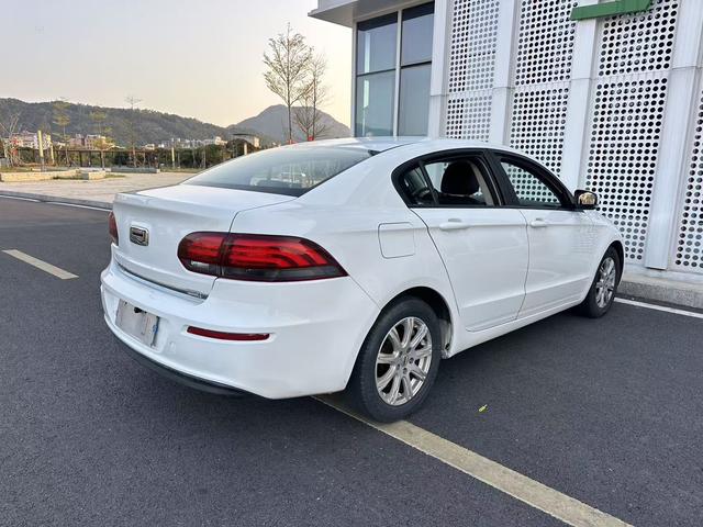 Qoros Qoros 3