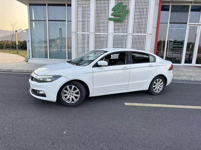 Qoros Qoros 3