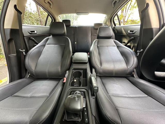 Qoros Qoros 3