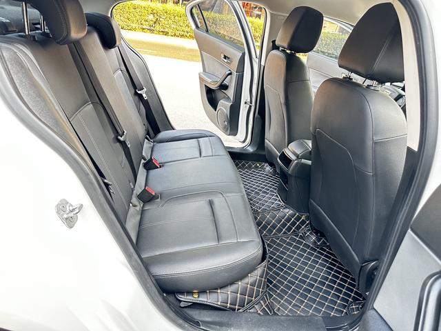 Qoros Qoros 3