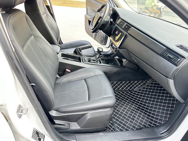 Qoros Qoros 3