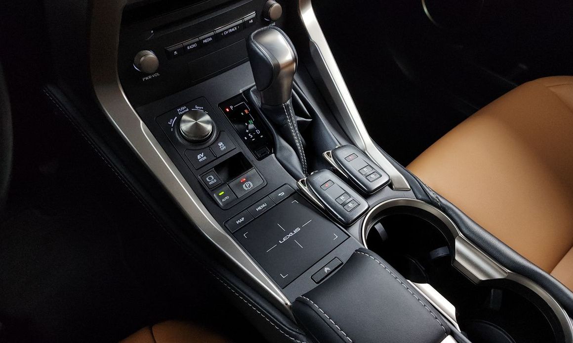 Lexus NX