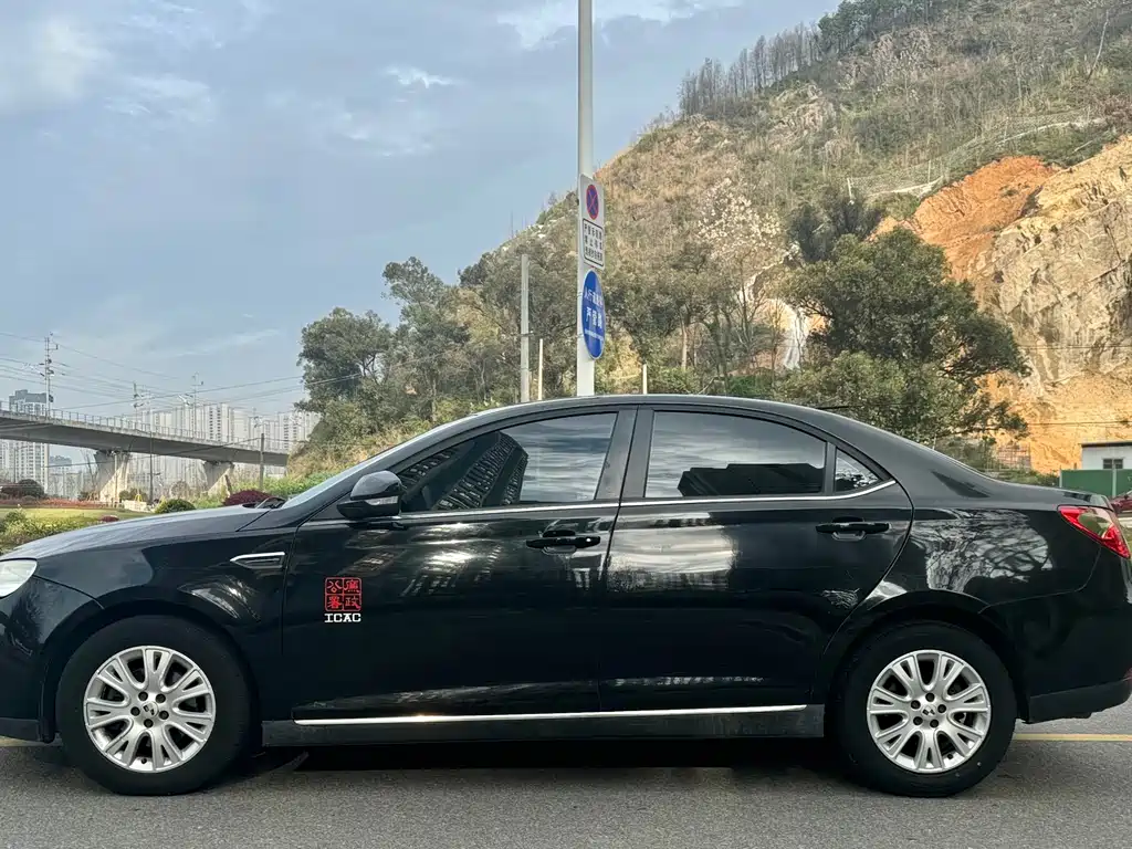 Roewe 550