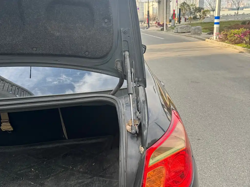 Roewe 550