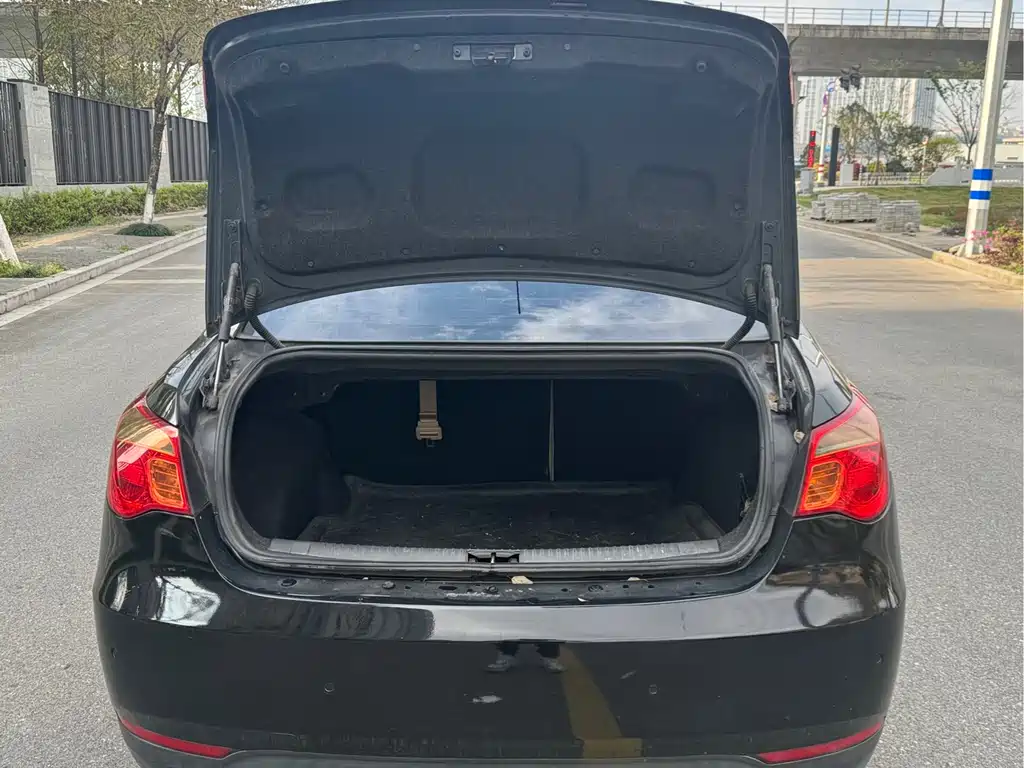 Roewe 550