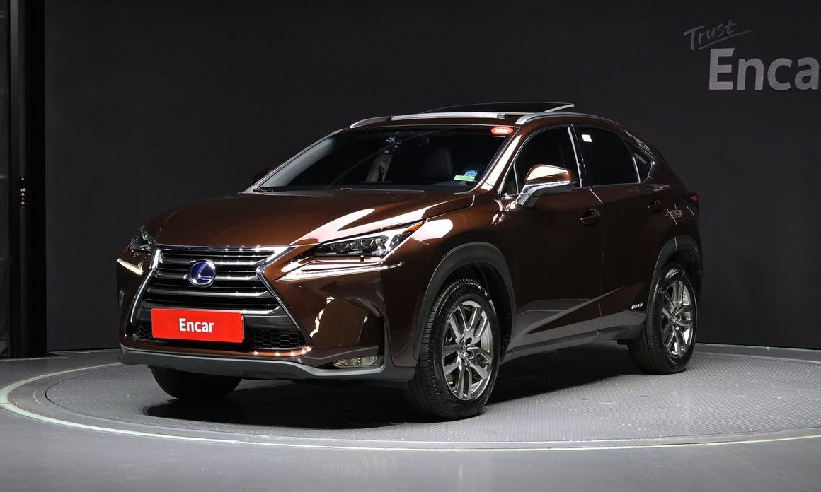 Lexus NX