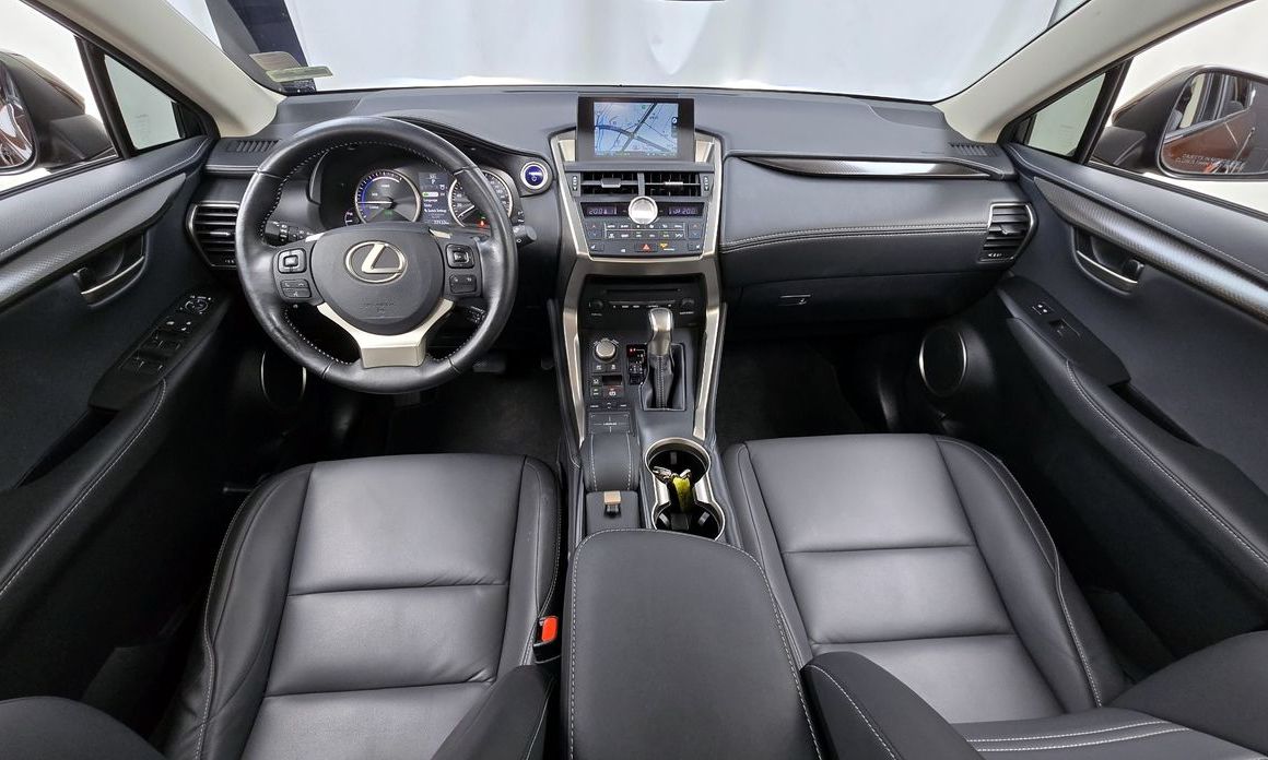 Lexus NX
