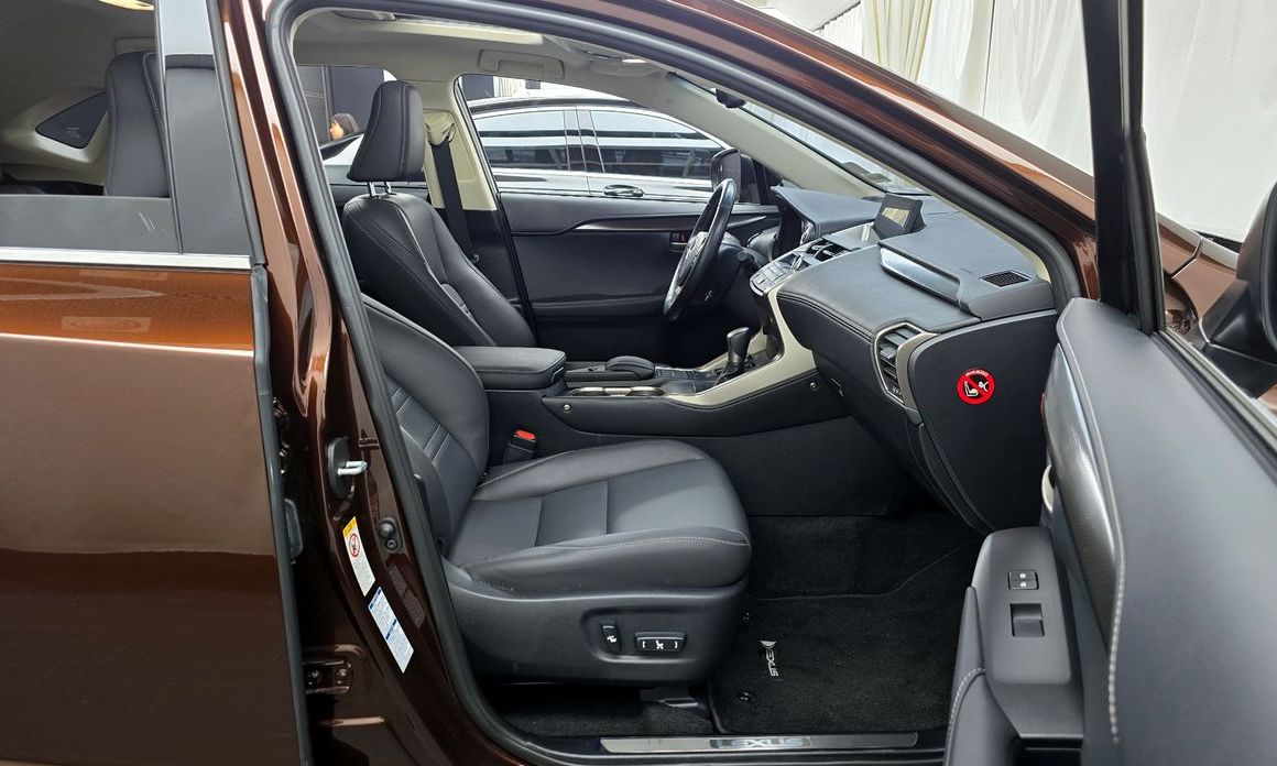 Lexus NX