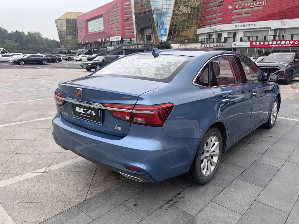 Roewe i6