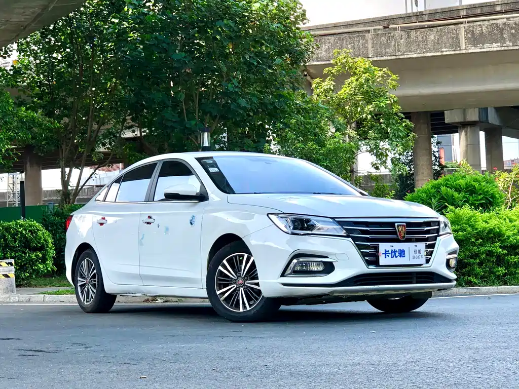 Roewe i5