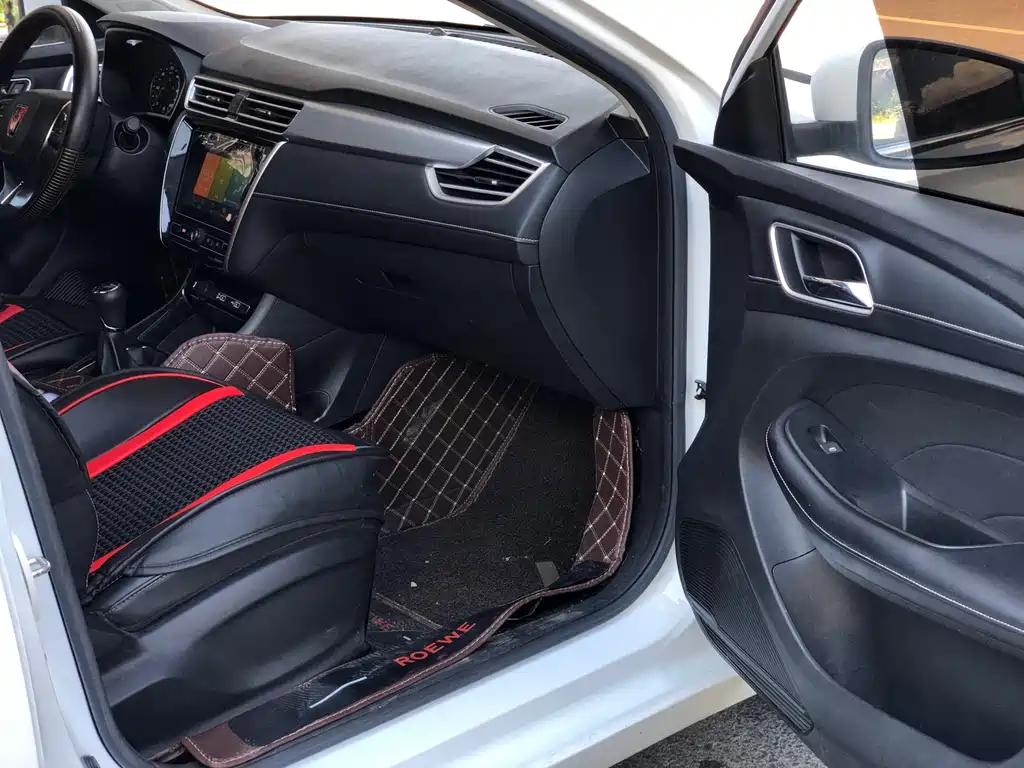Roewe i5