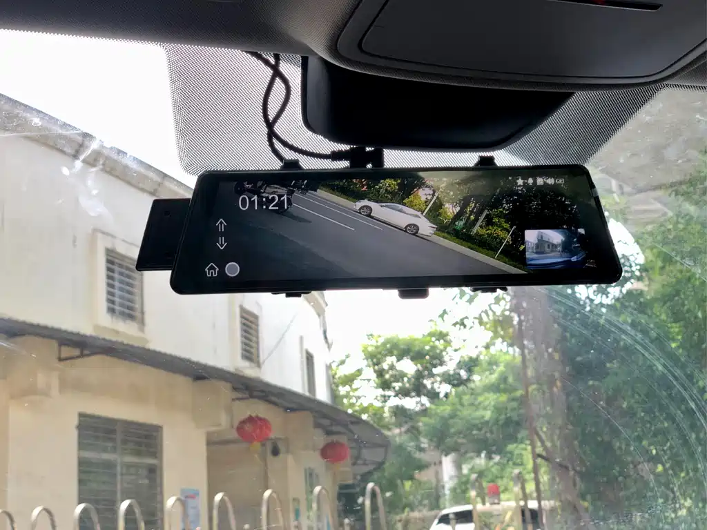 Roewe i5