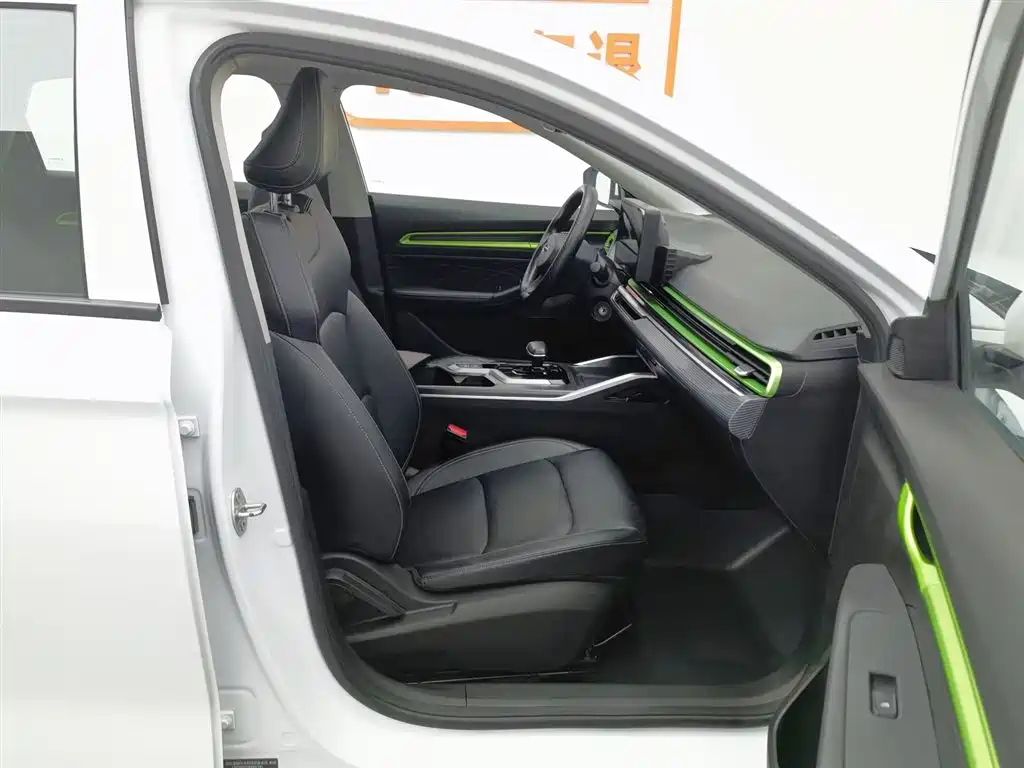 Geely 帝豪甲醇
