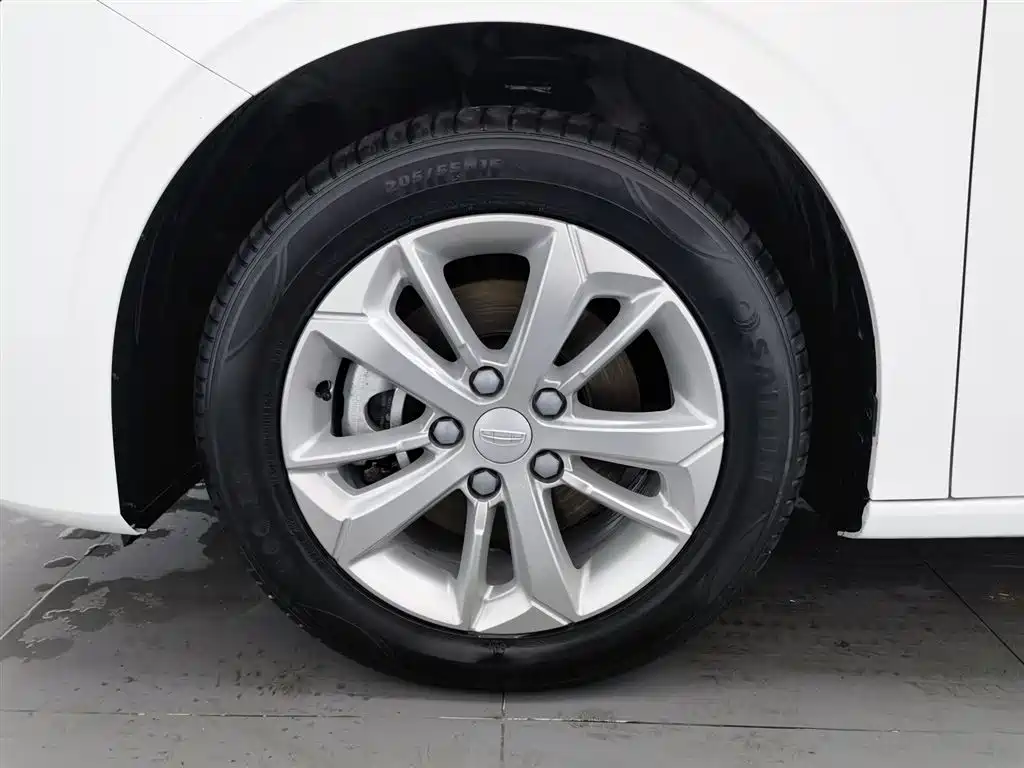 Geely 帝豪甲醇