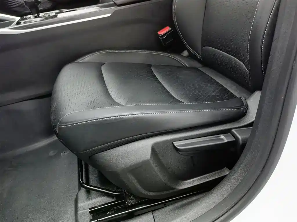 Geely 帝豪甲醇