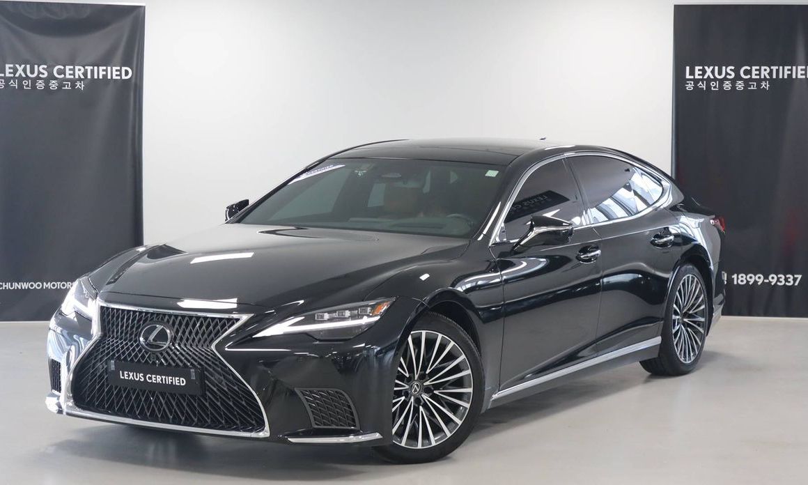 Lexus LS