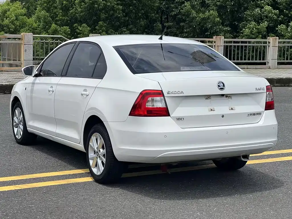 Skoda Rapid