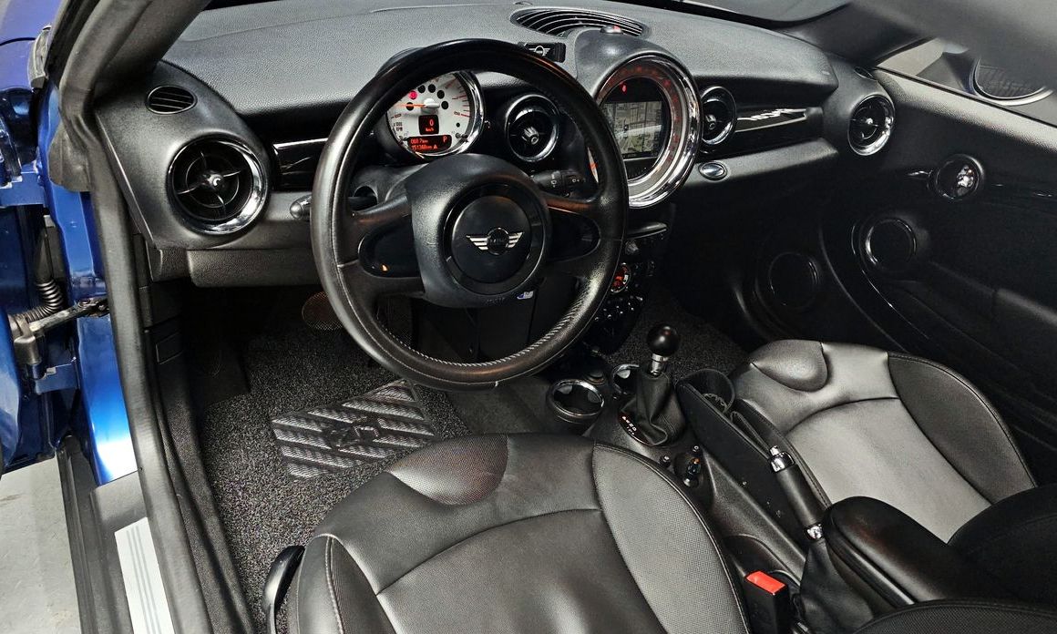 Mini Coupe