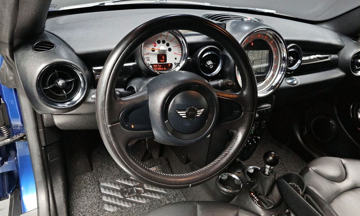 Mini Coupe