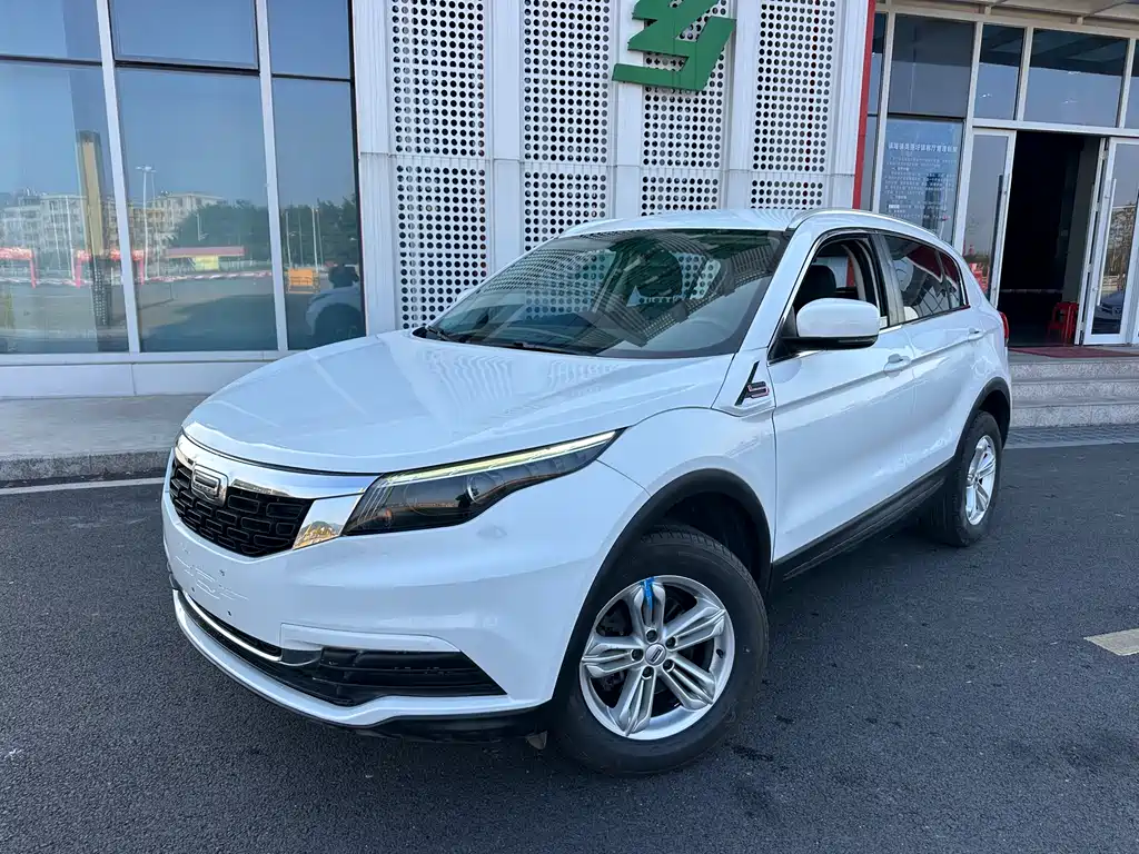 Qoros Qoros 5