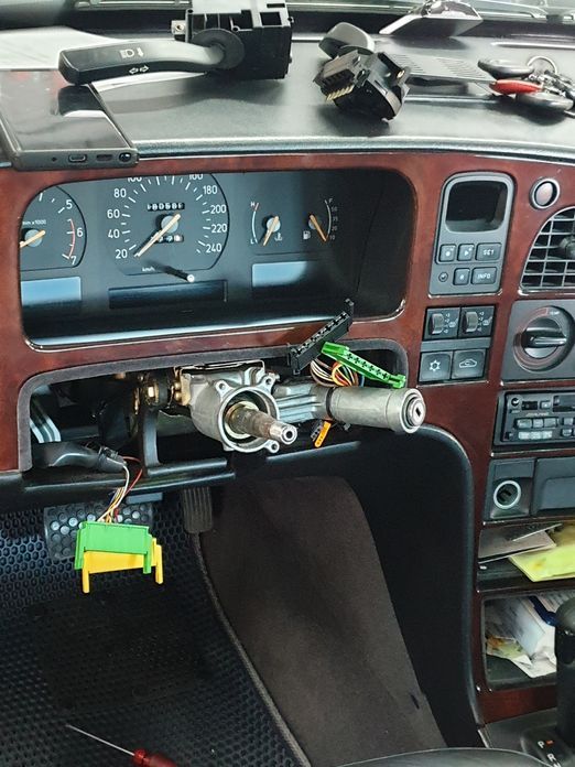 Saab 9000