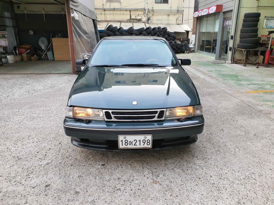 Saab 9000