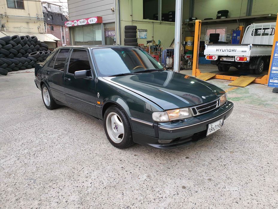Saab 9000