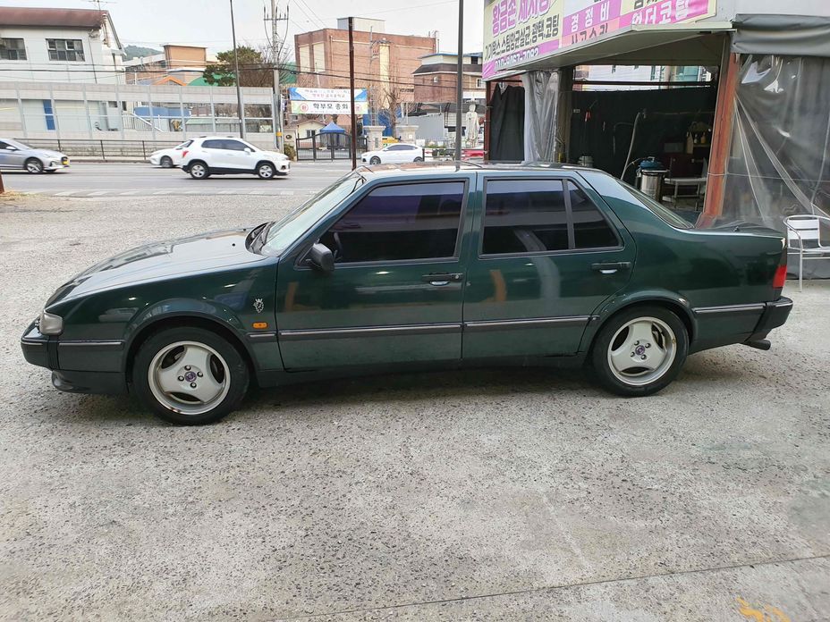 Saab 9000