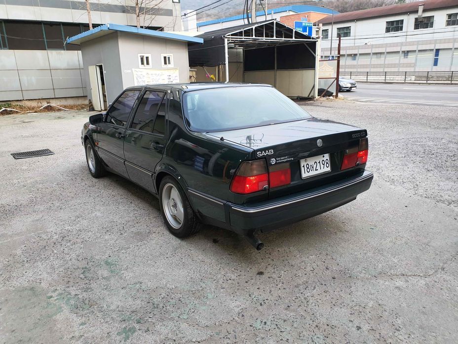 Saab 9000