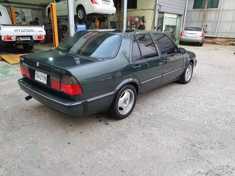 Saab 9000
