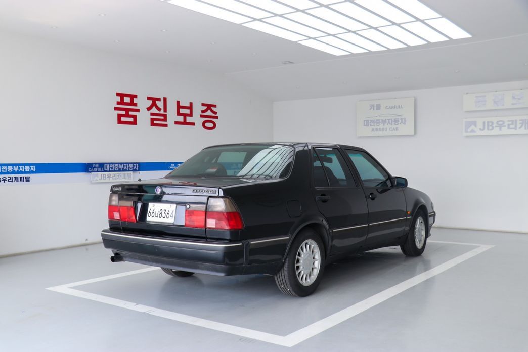 Saab 9000