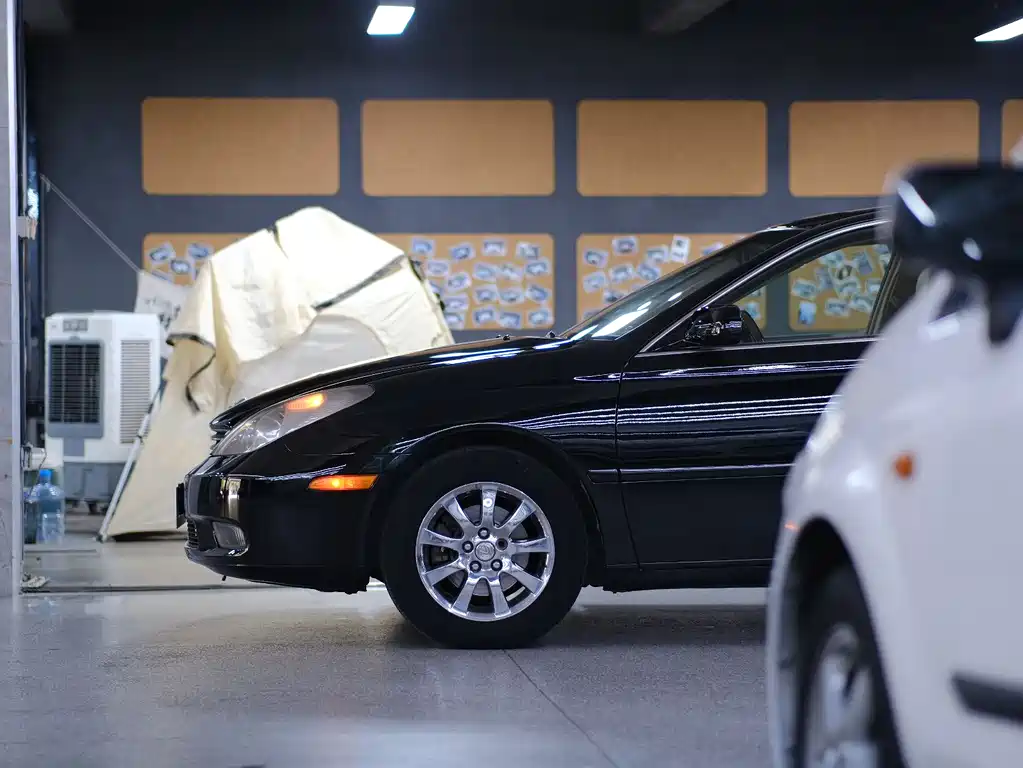 Lexus ES