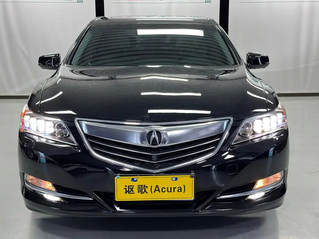 Acura RLX