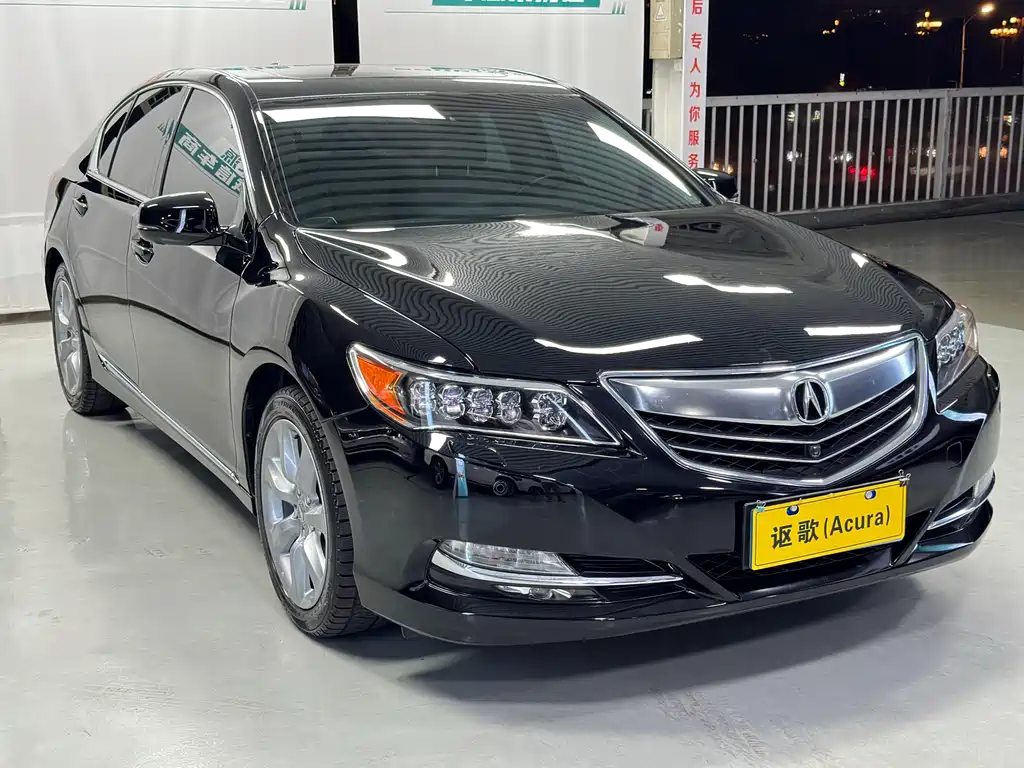 Acura RLX