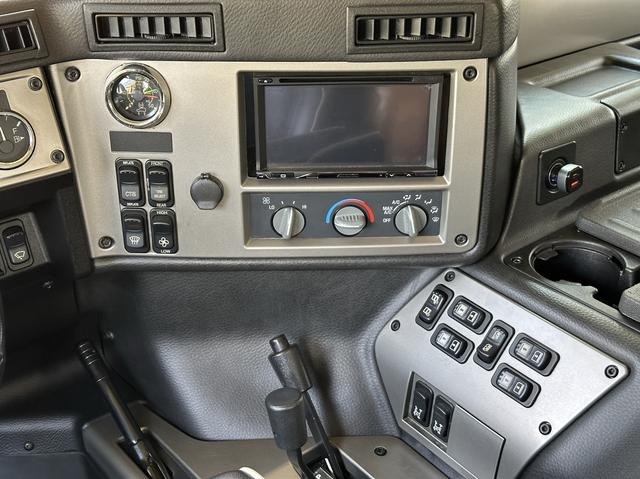 Hummer Hummer H1