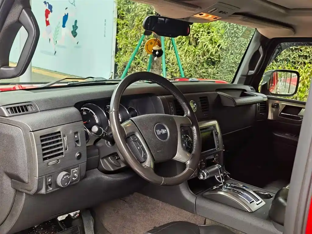 Hummer H2