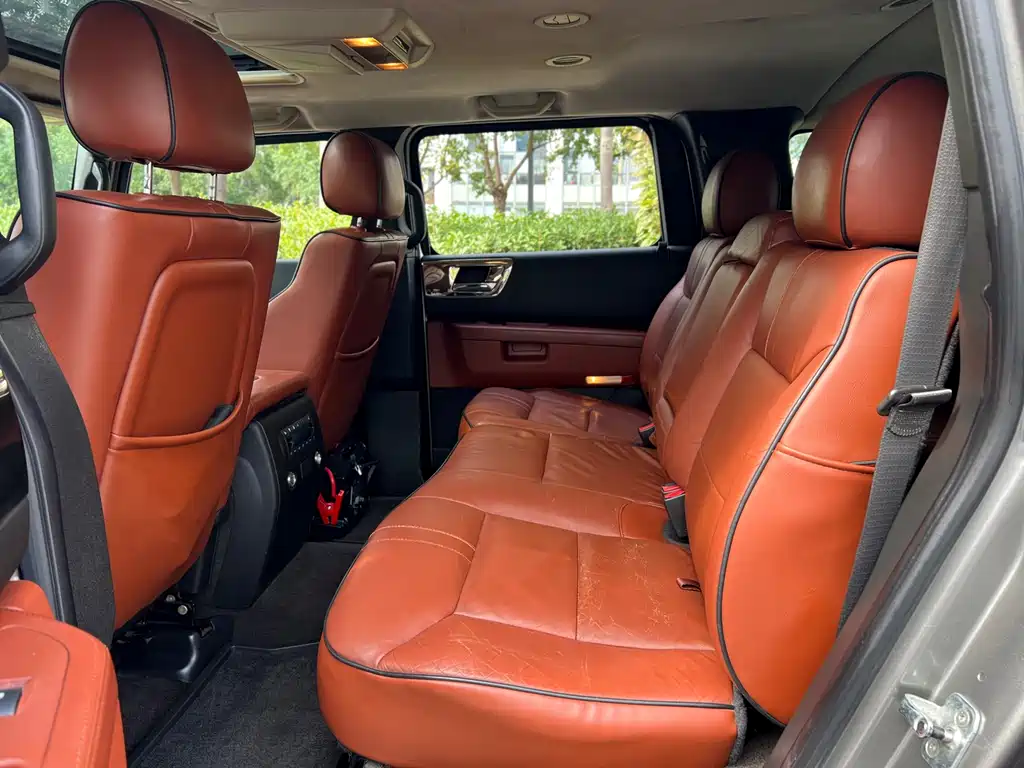 Hummer H2