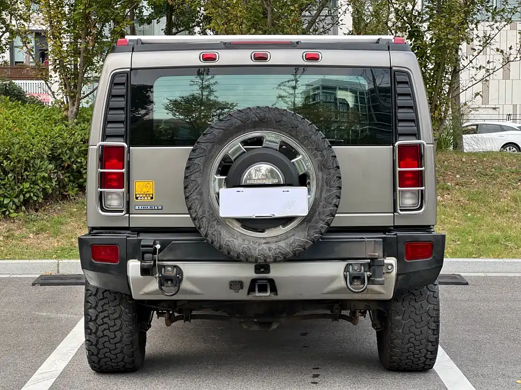 Hummer H2