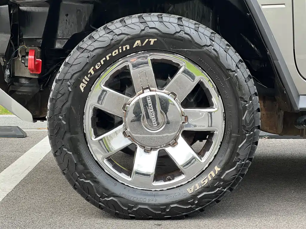 Hummer H2