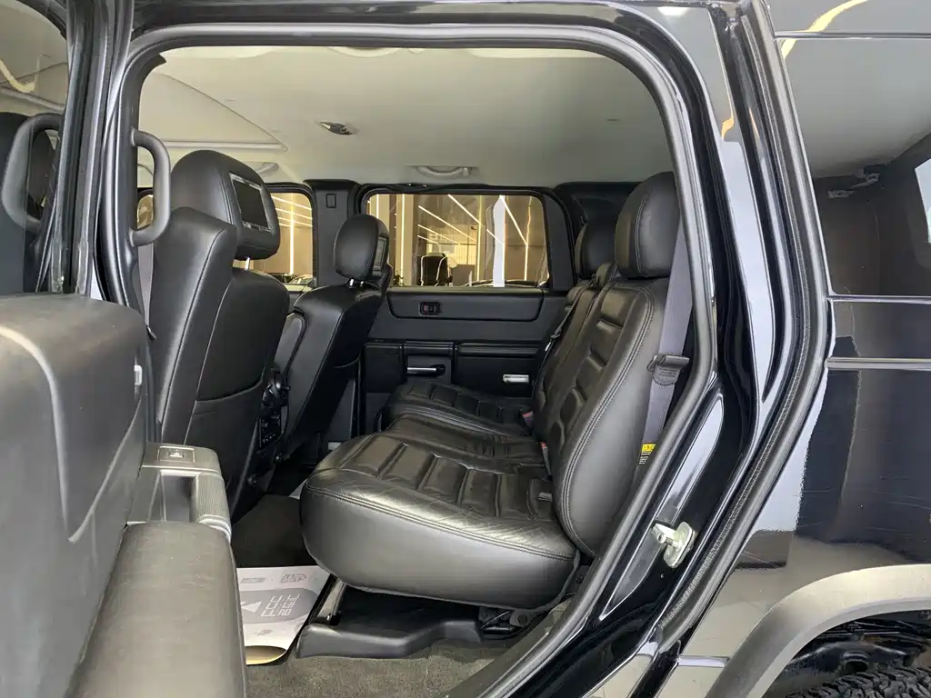 Hummer H2